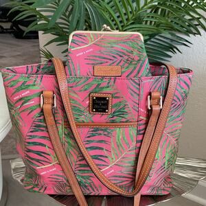 Dooney & Bourke Siesta Palm Leaves Tropical Pink Womens Purse and Coin Pouch Set